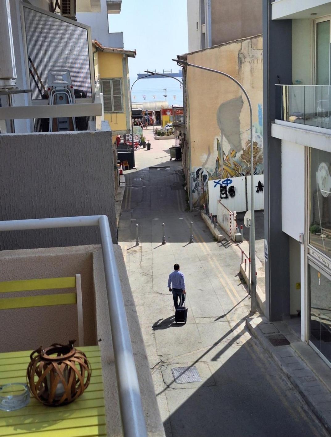 By The Way Apartment Larnaca Exterior foto